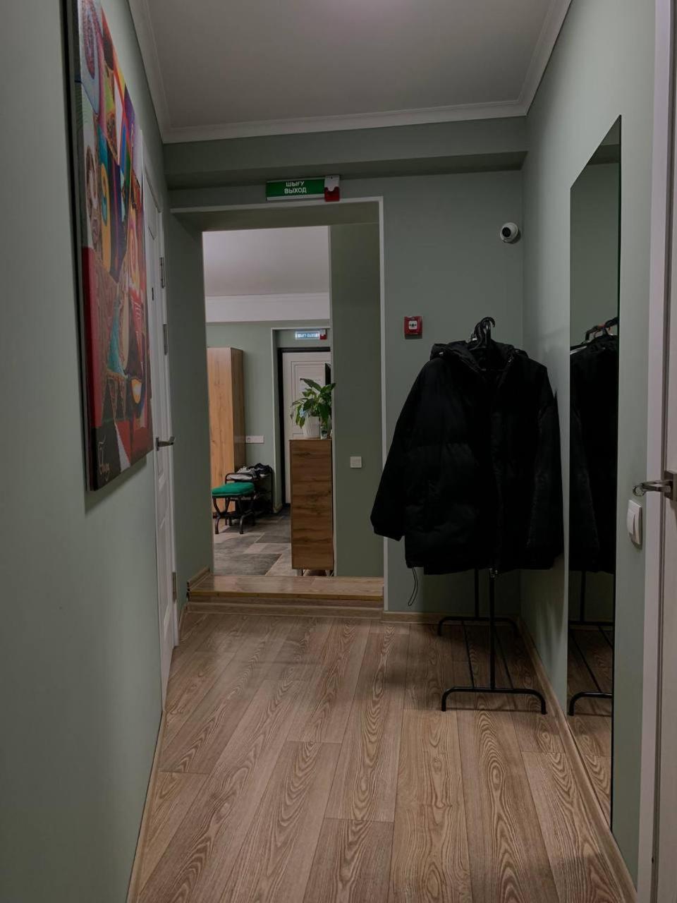Hostel Nomad Ałma Ata Zewnętrze zdjęcie