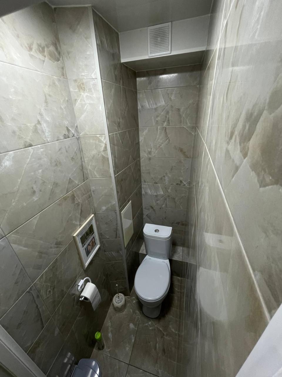 Hostel Nomad Ałma Ata Zewnętrze zdjęcie